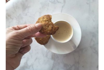 Low Carb ANZAC Biscuits