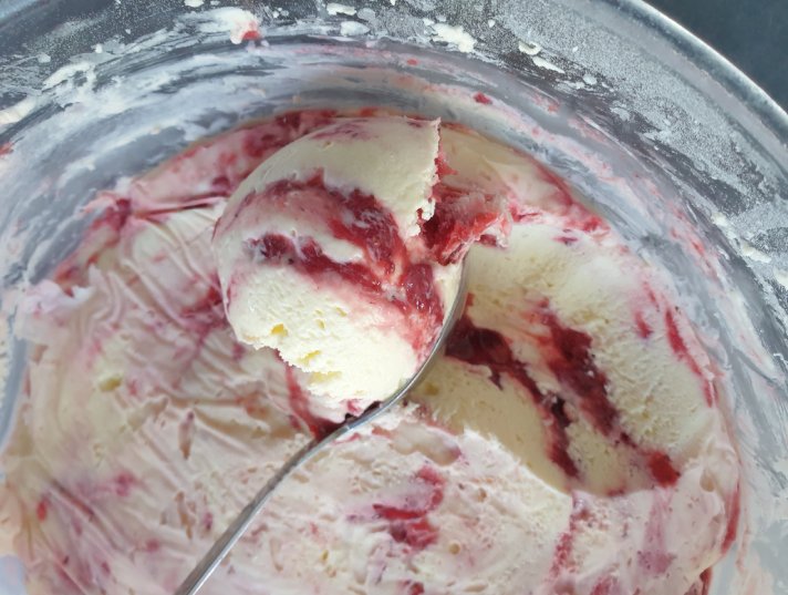 Strawberry Swirl Cheesecake Ice Cream